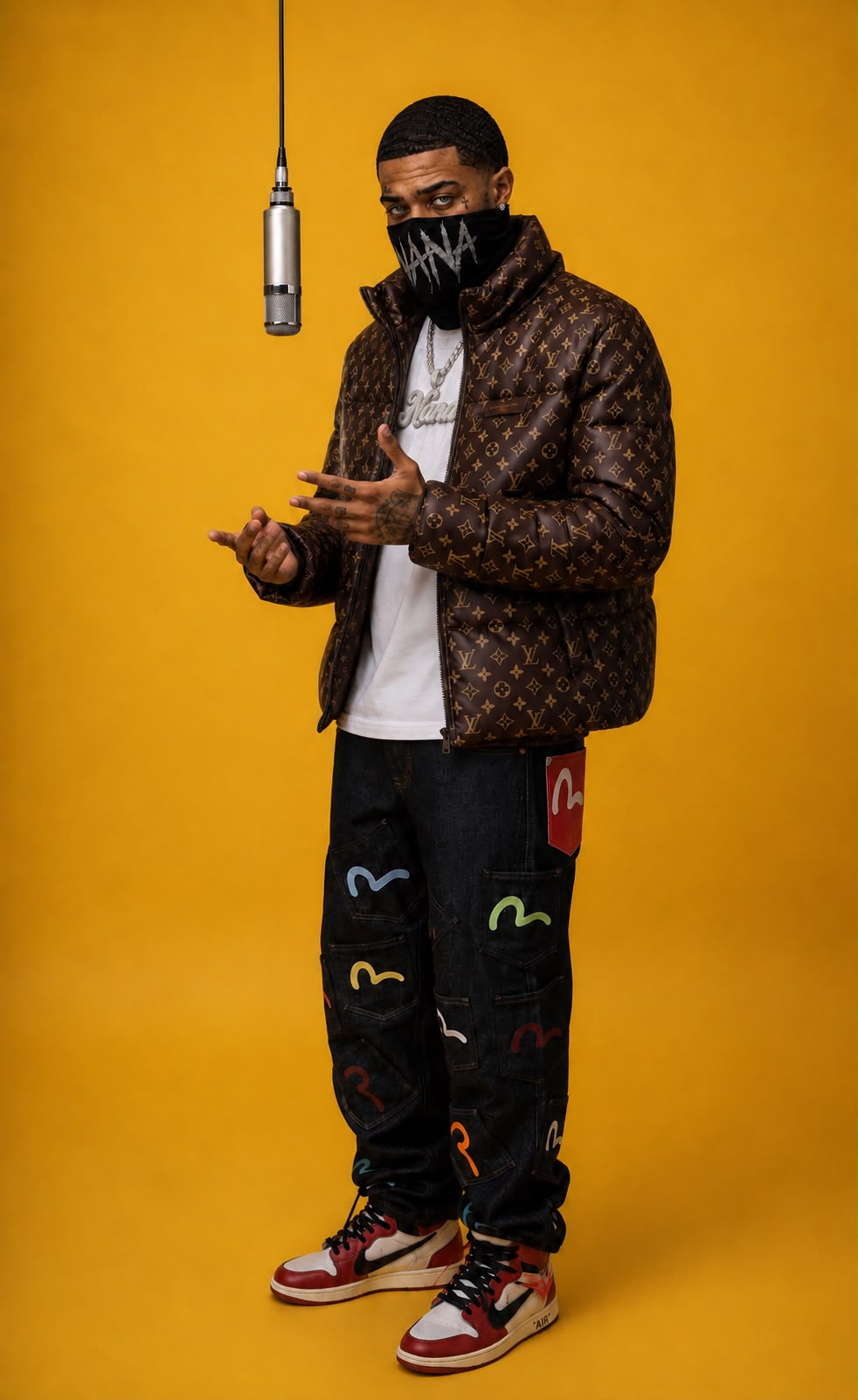 Nana Endz in the studio